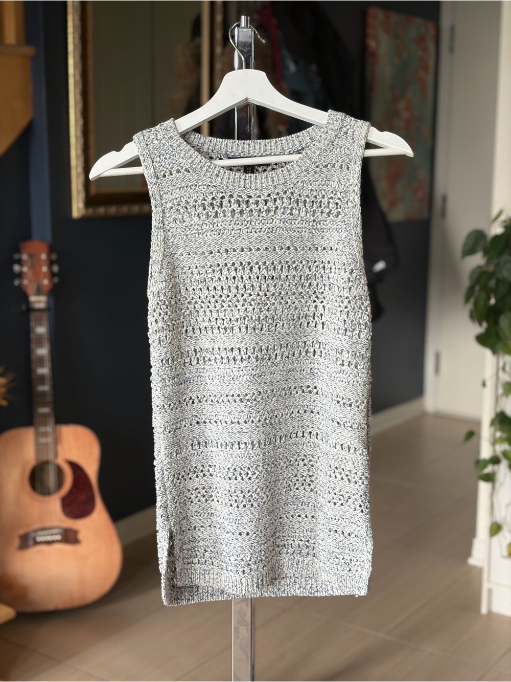 Banana Republic White and Blue Knit Sleeveless Top